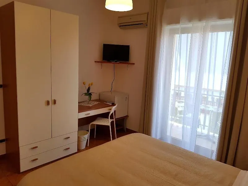 Couette-café B&B Mimosa Giardini-Naxos