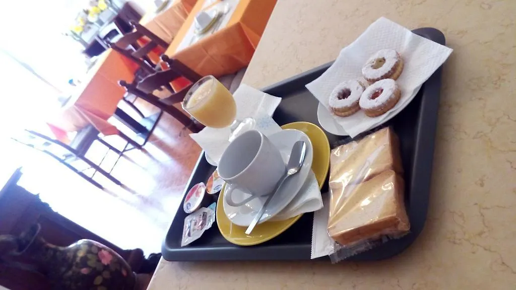 B&B Mimosa 지아르디니낙소스 3*,  이탈리아
